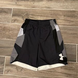Under armor size youth medium black shorts